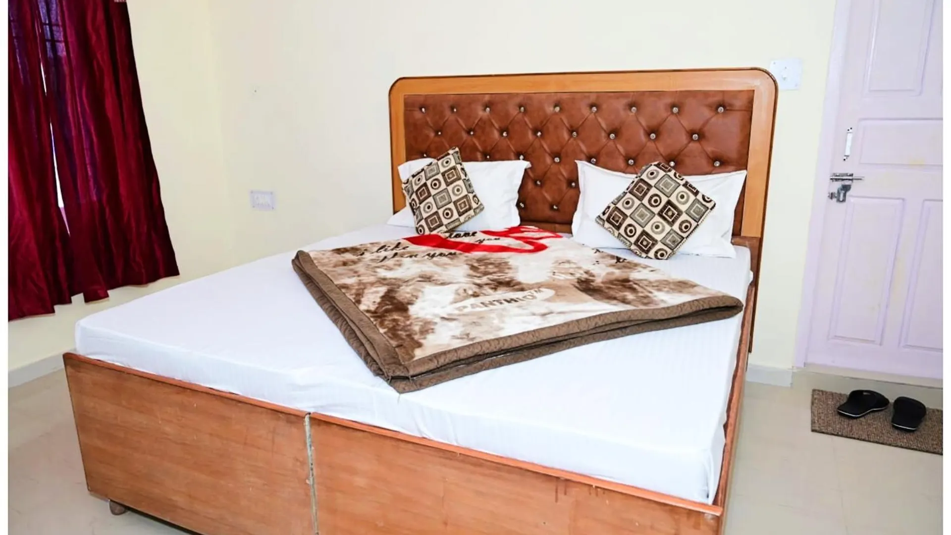 Hotel #Krishna B&B Shimla Near Mall Road- Free Wi-Fi And Restaurant & Mountain View -Best Hotel In Shimla! India
