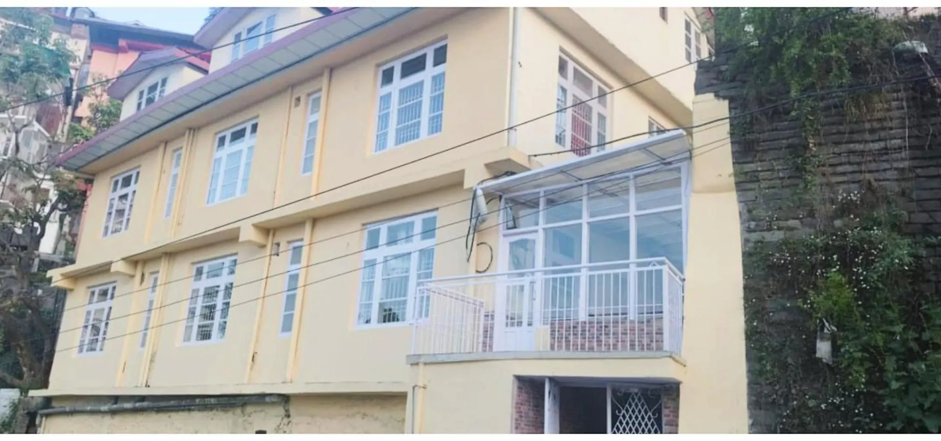 Hotel #Krishna B&B Shimla Near Mall Road- Free Wi-Fi And Restaurant & Mountain View -Best Hotel In Shimla!
